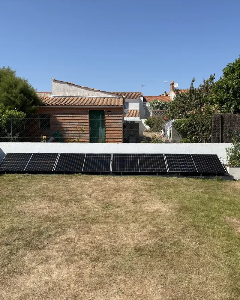 Réalisation de panneau photovoltaïques par l'entreprise Bulteau Securelec, électricien et chauffagiste au Fenouiller près de Challans