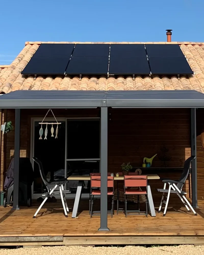 Réalisation de panneau photovoltaïques par l'entreprise Bulteau Securelec, électricien et chauffagiste au Fenouiller près de Challans